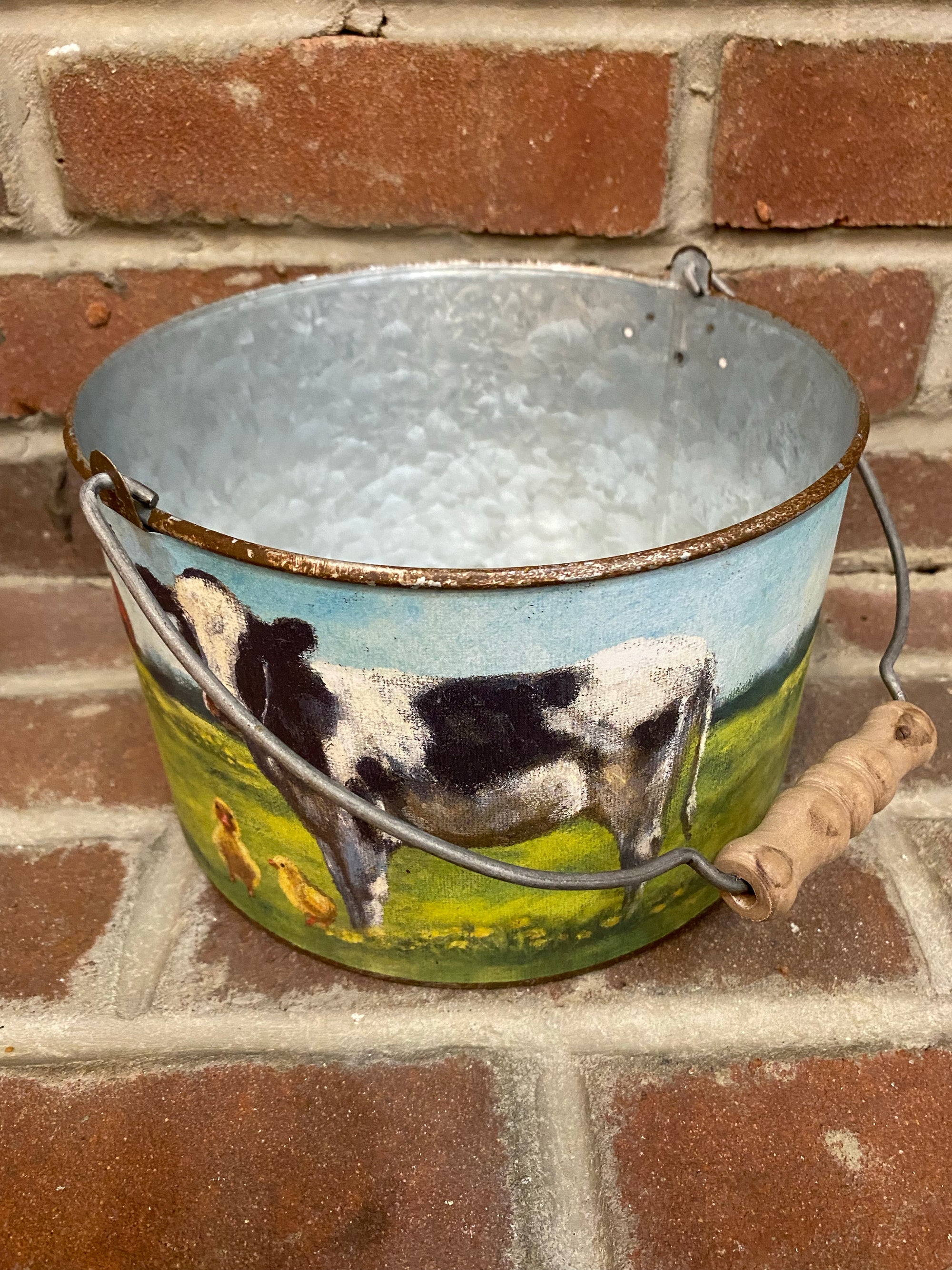 Farm Animal Round Buckets - 2 Styles