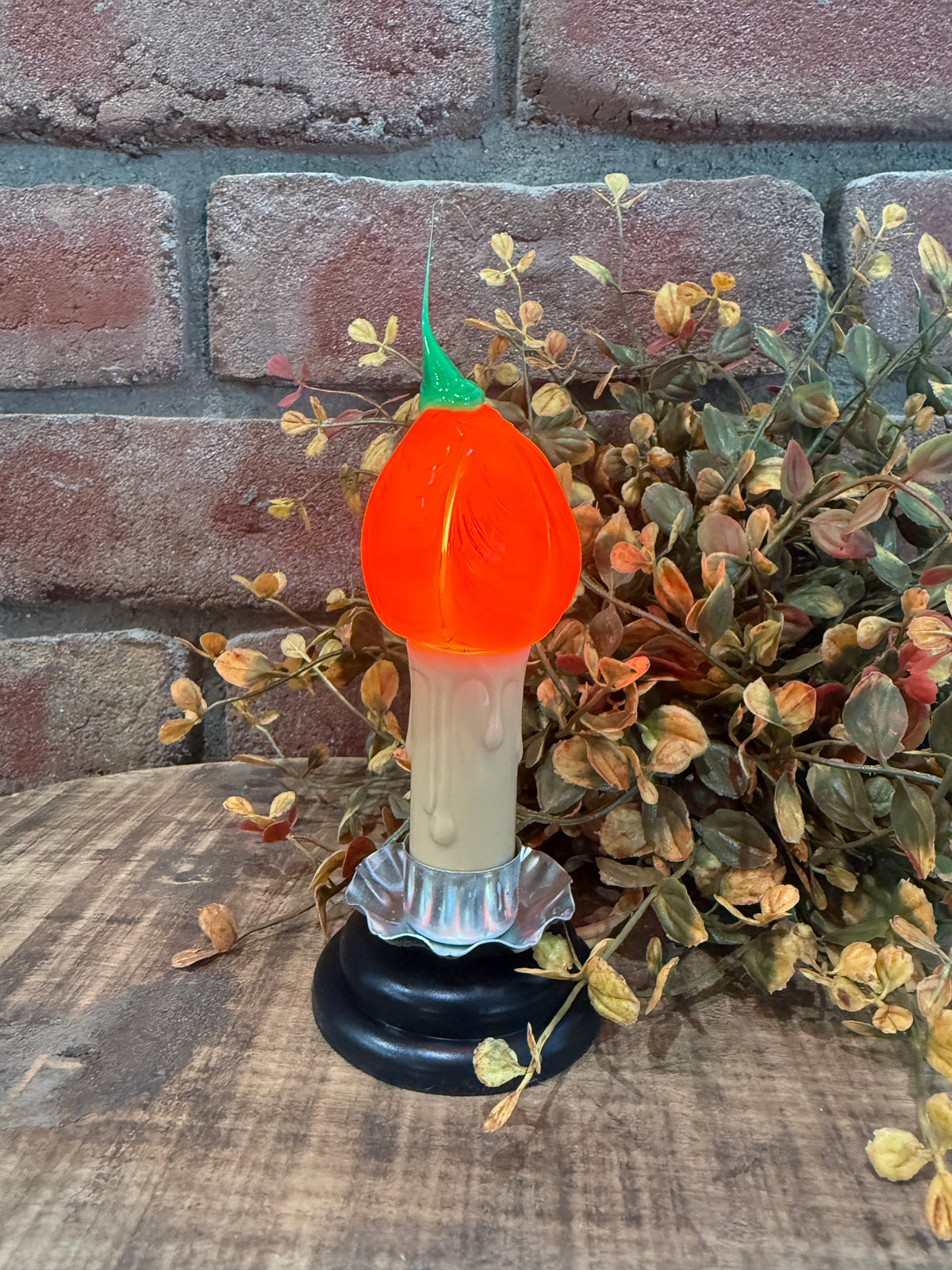 Large Plain Pumpkin Bulb