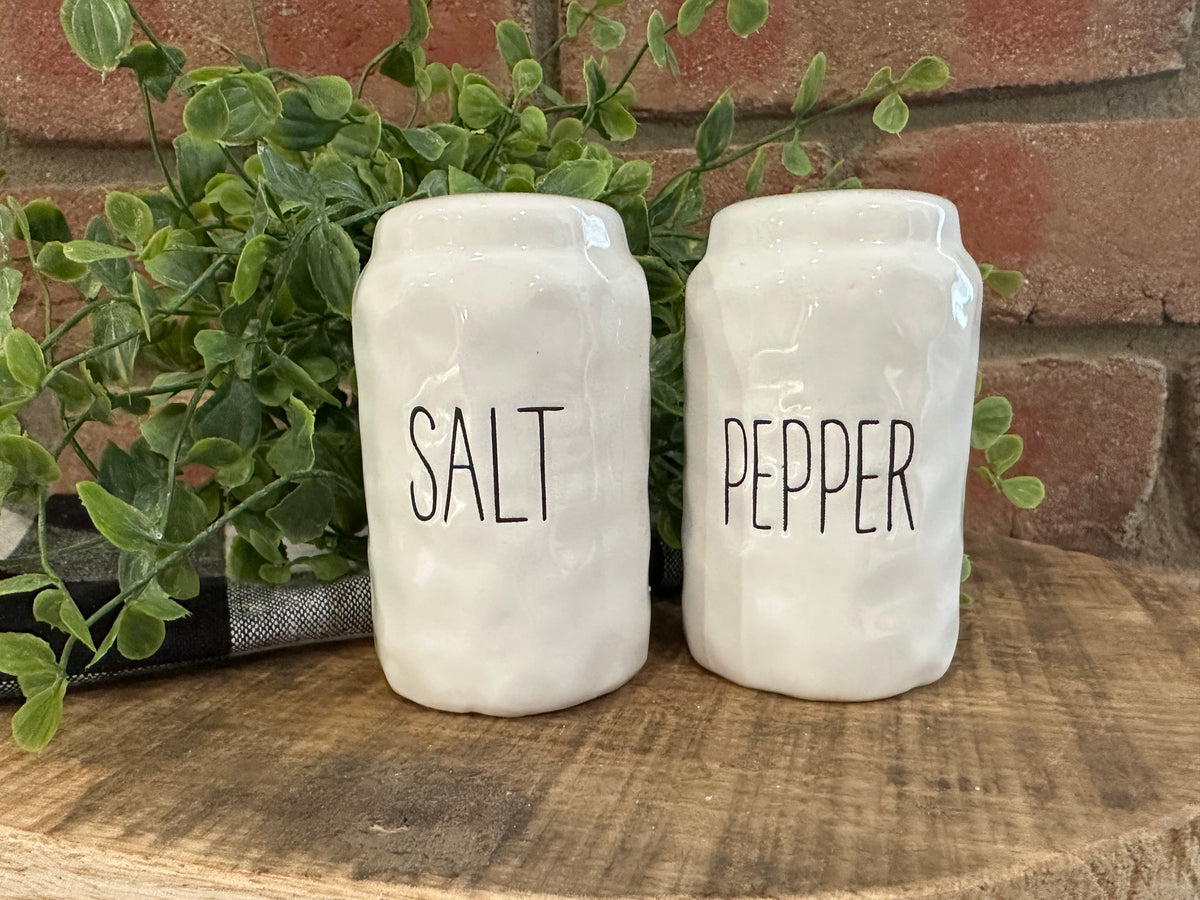 Salt &amp; Pepper Set