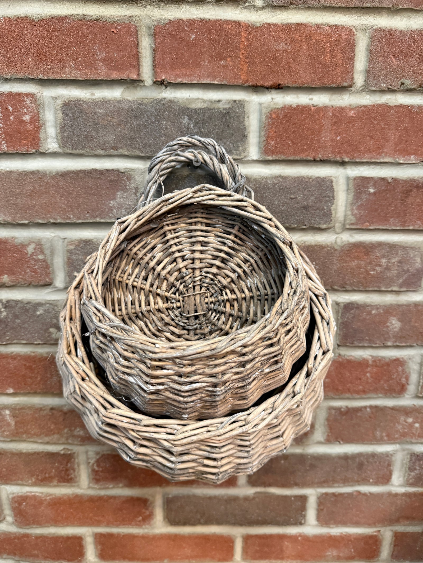 Round Willow Basket - 2 Sizes