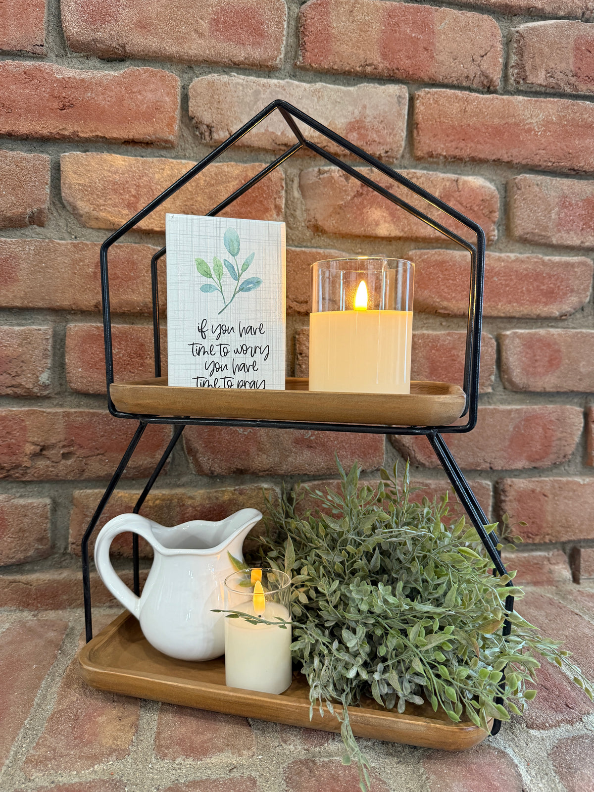 Sullivan Tiered Holder