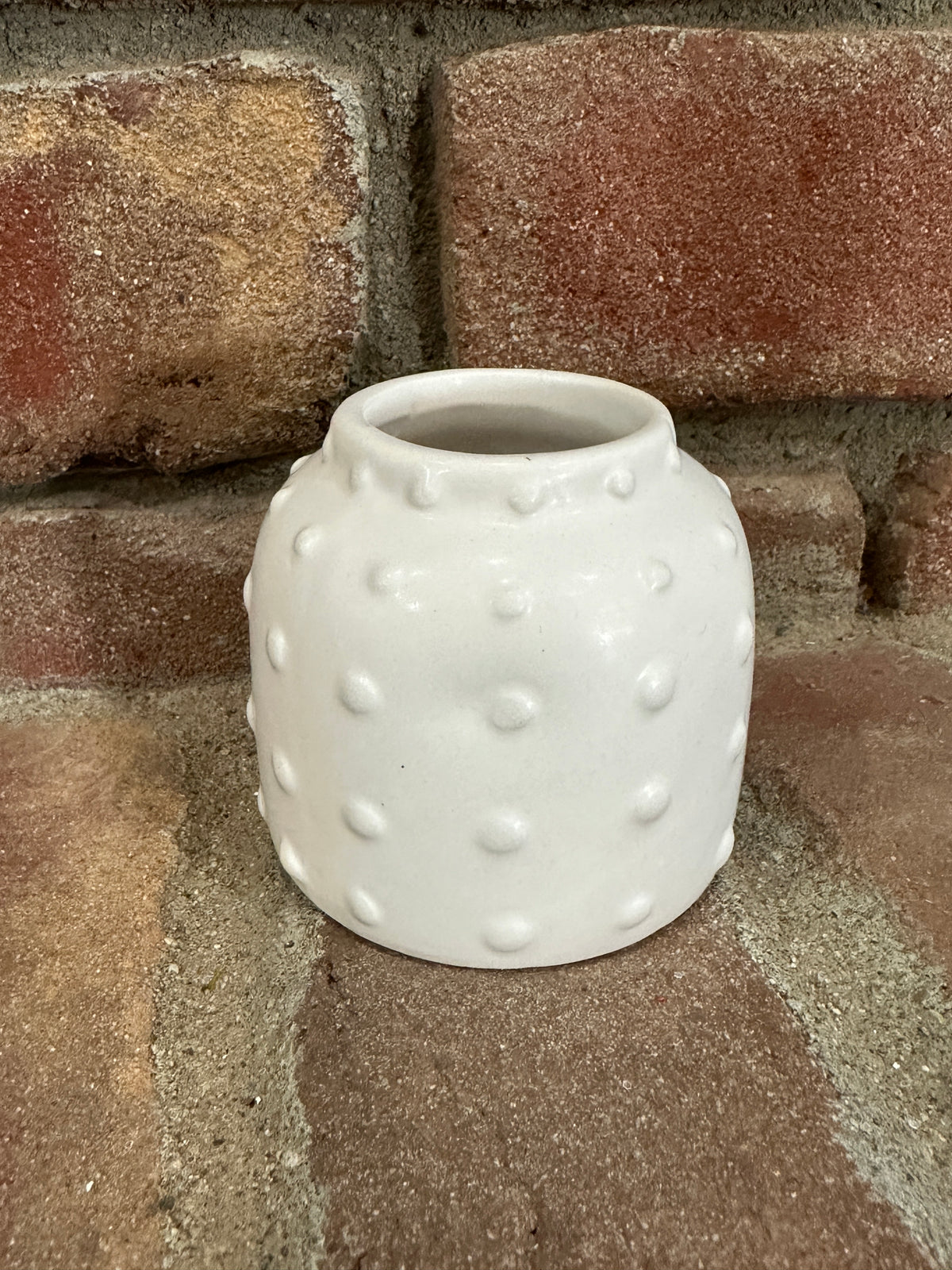 White Scalloped Planter - 3 Styles
