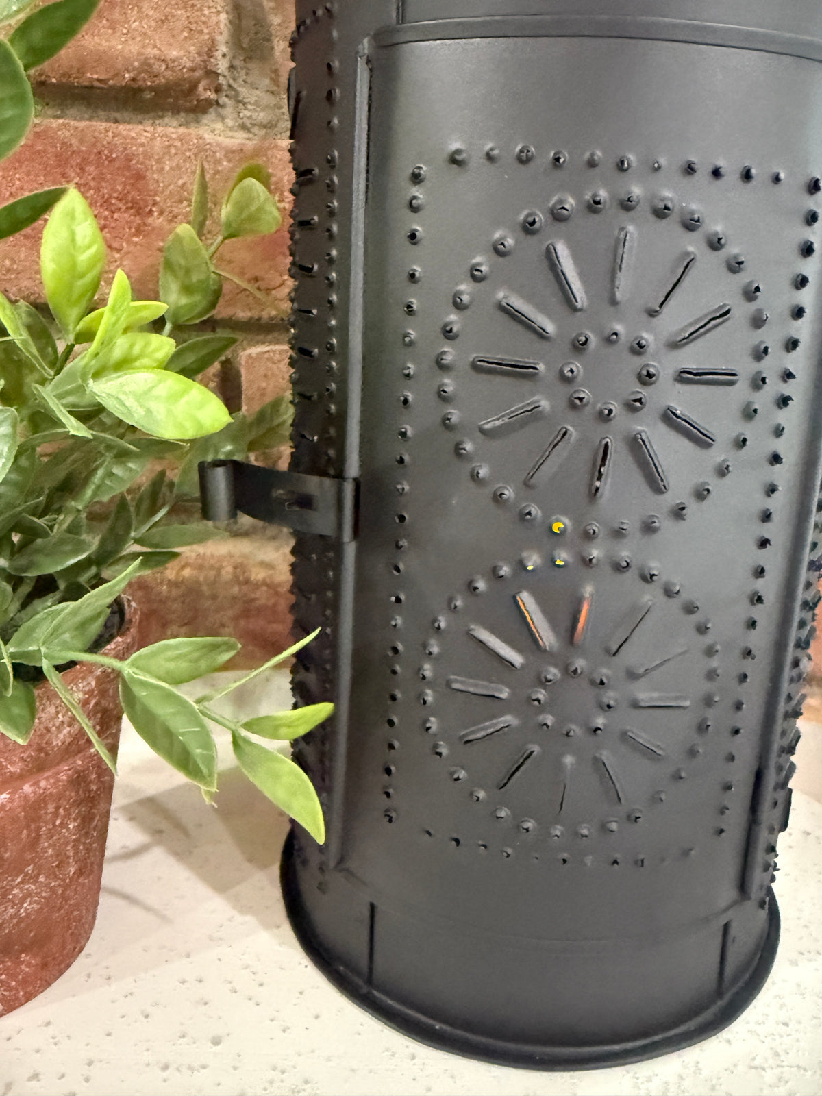 Sturbridge Lantern - Two Styles