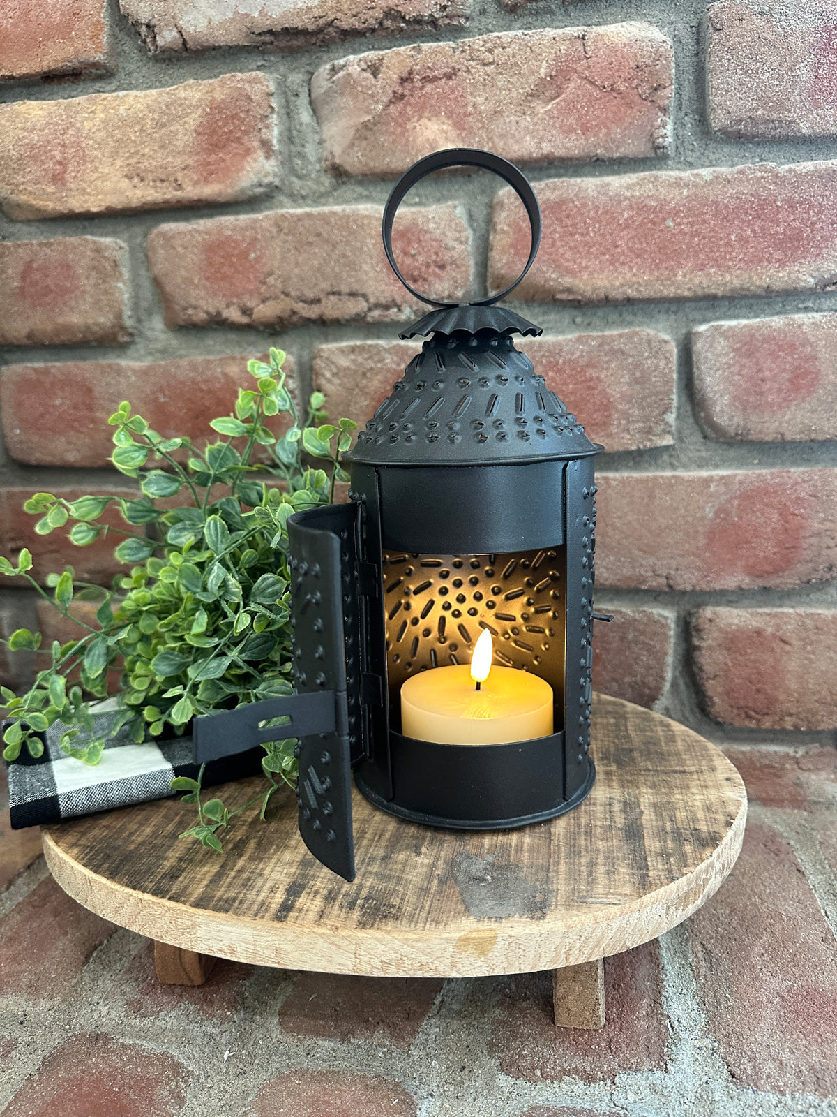 Revere Lantern - 10”