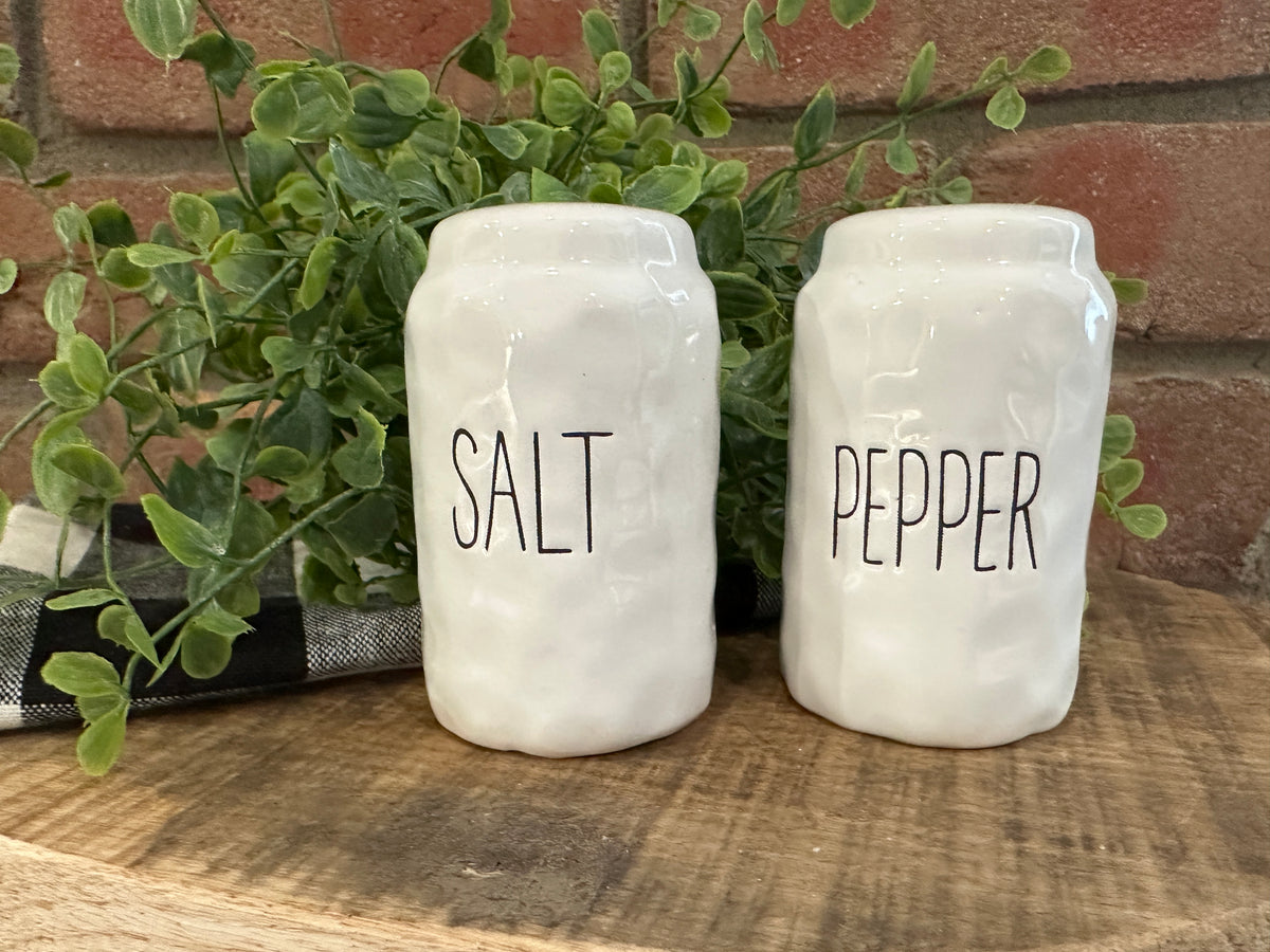 Salt &amp; Pepper Set