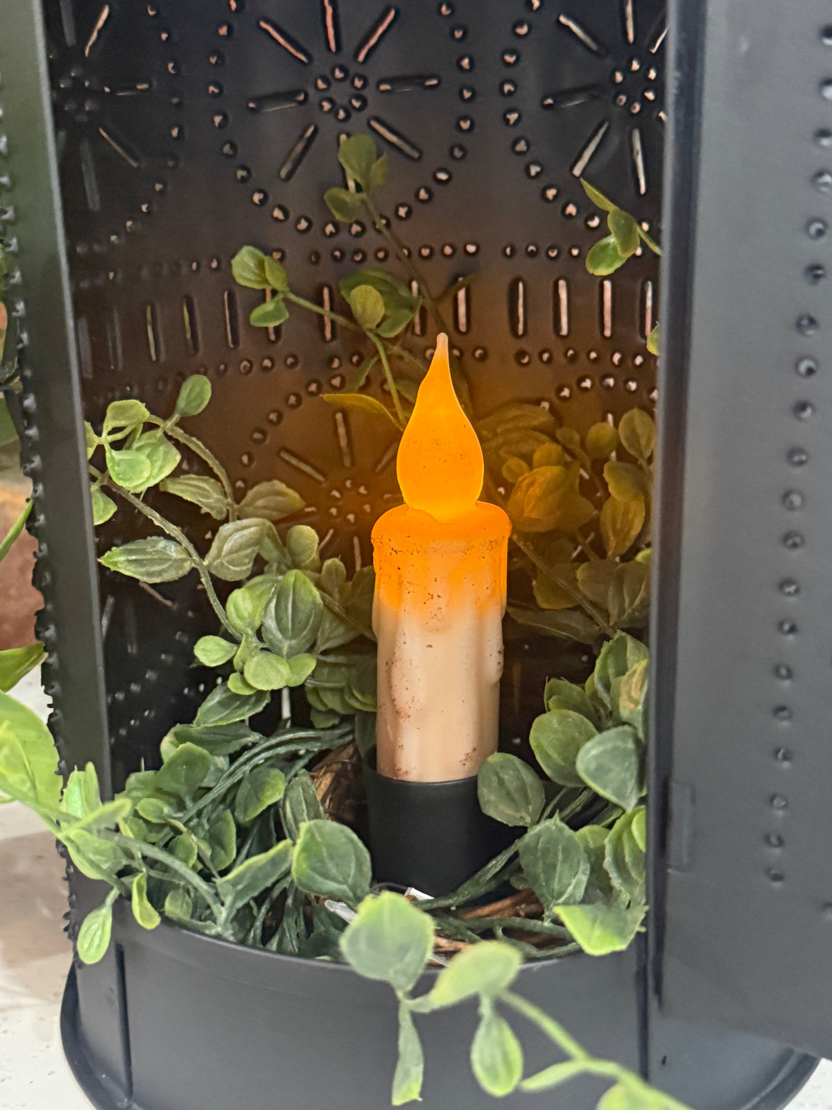 Sturbridge Lantern - Two Styles