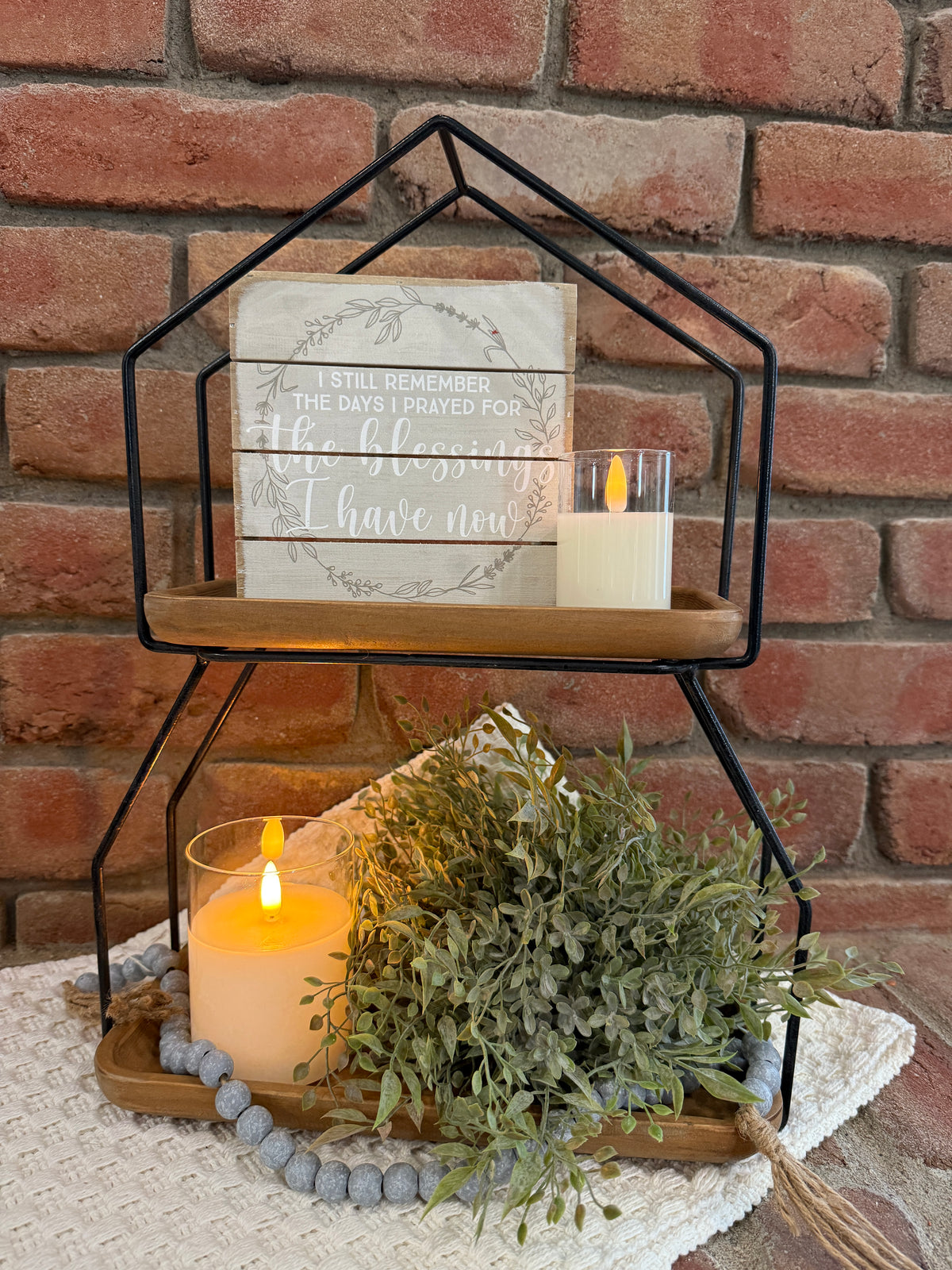 Sullivan Tiered Holder