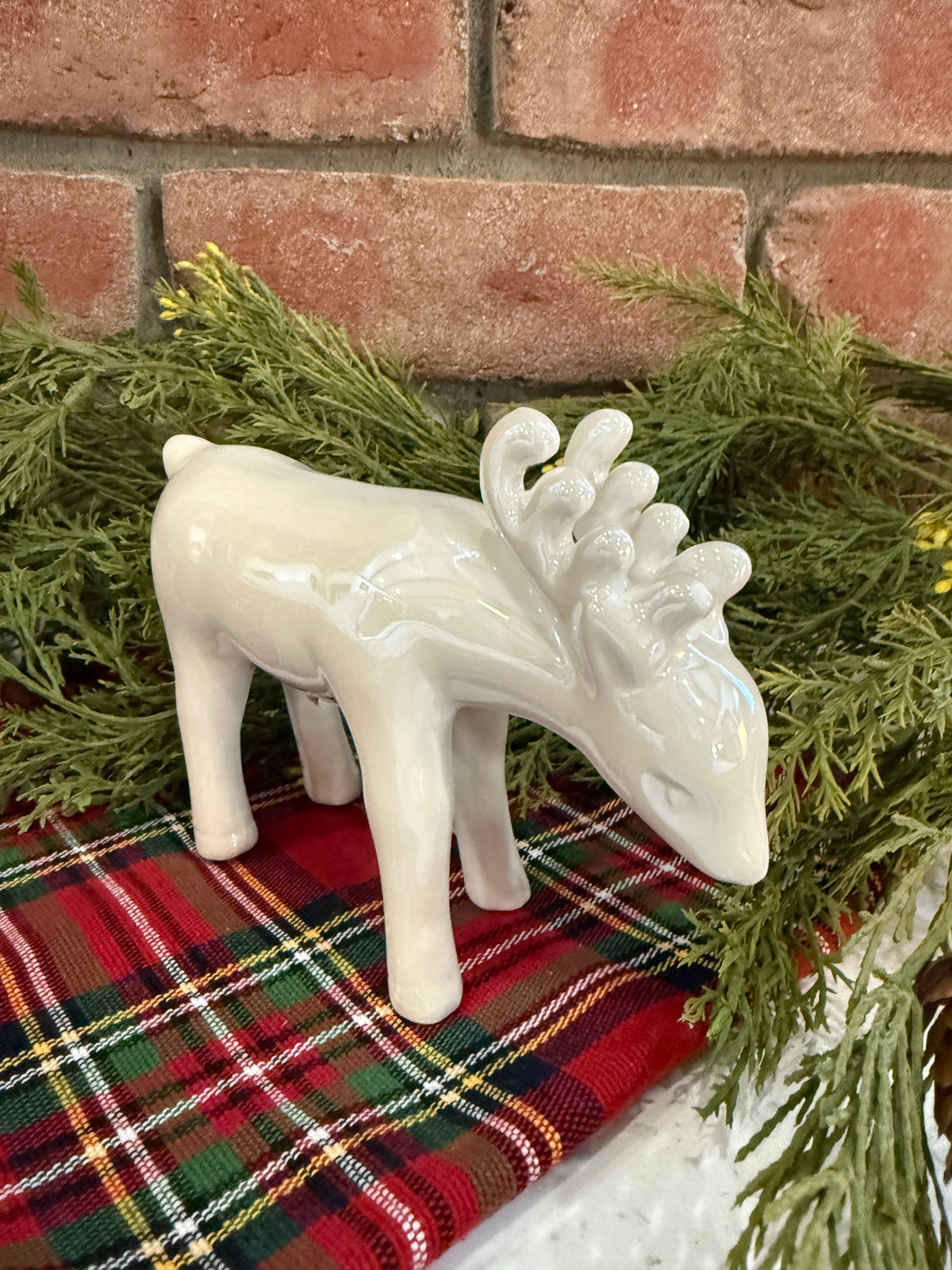 Elegant Reindeer Figurine - 3 Styles
