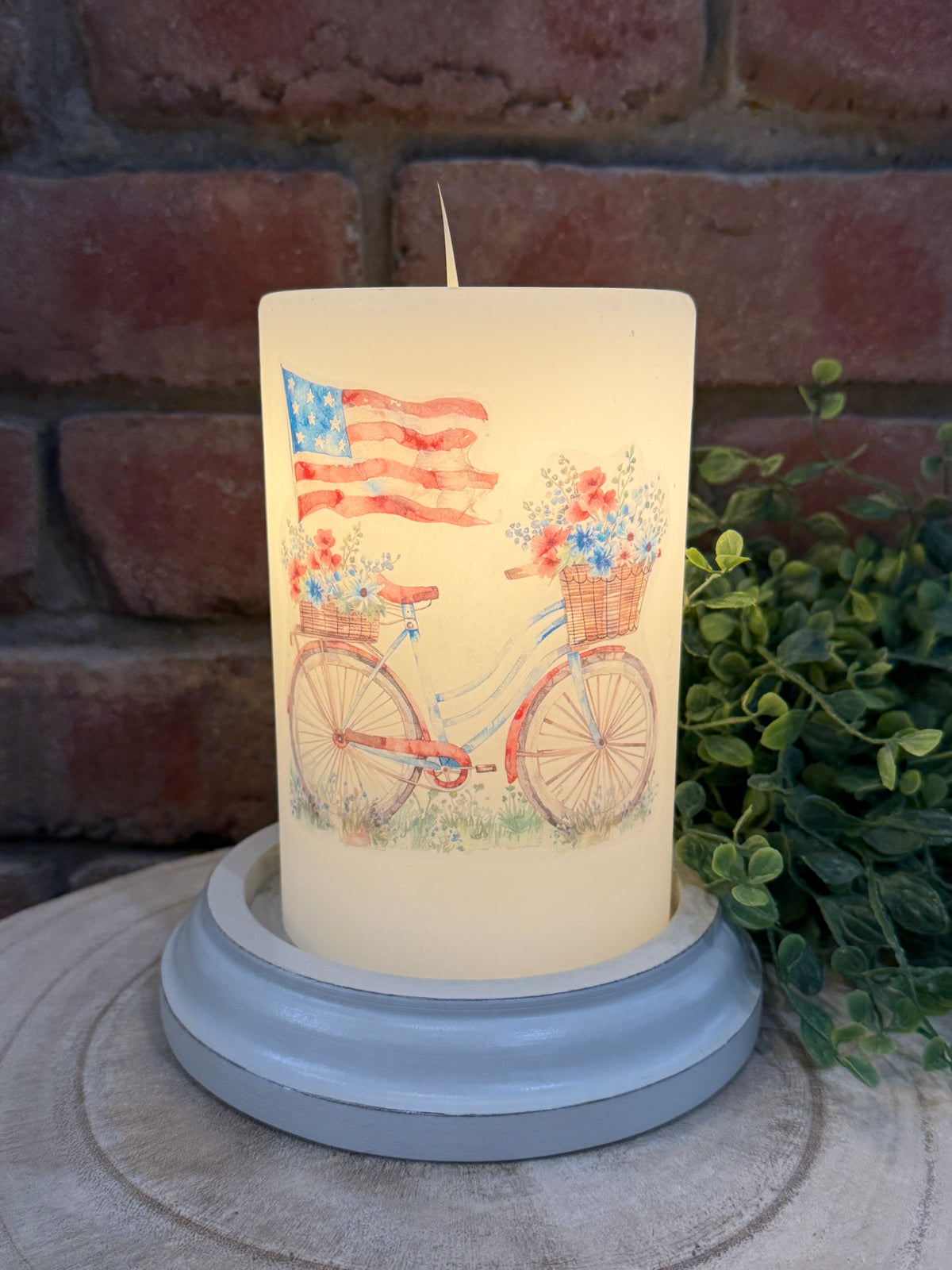Americana Bike Candle Sleeve
