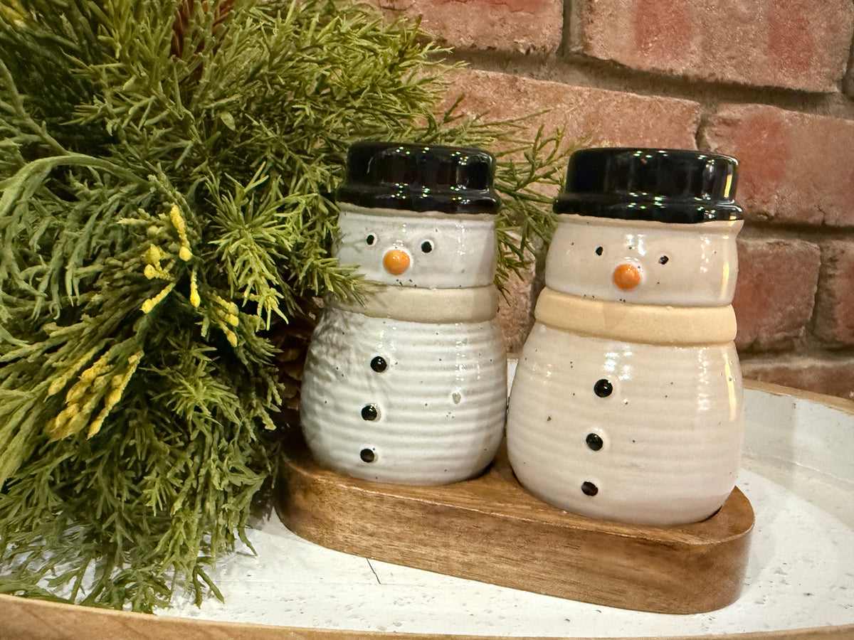Snowman Salt and Pepper Shakers with Wood Tray