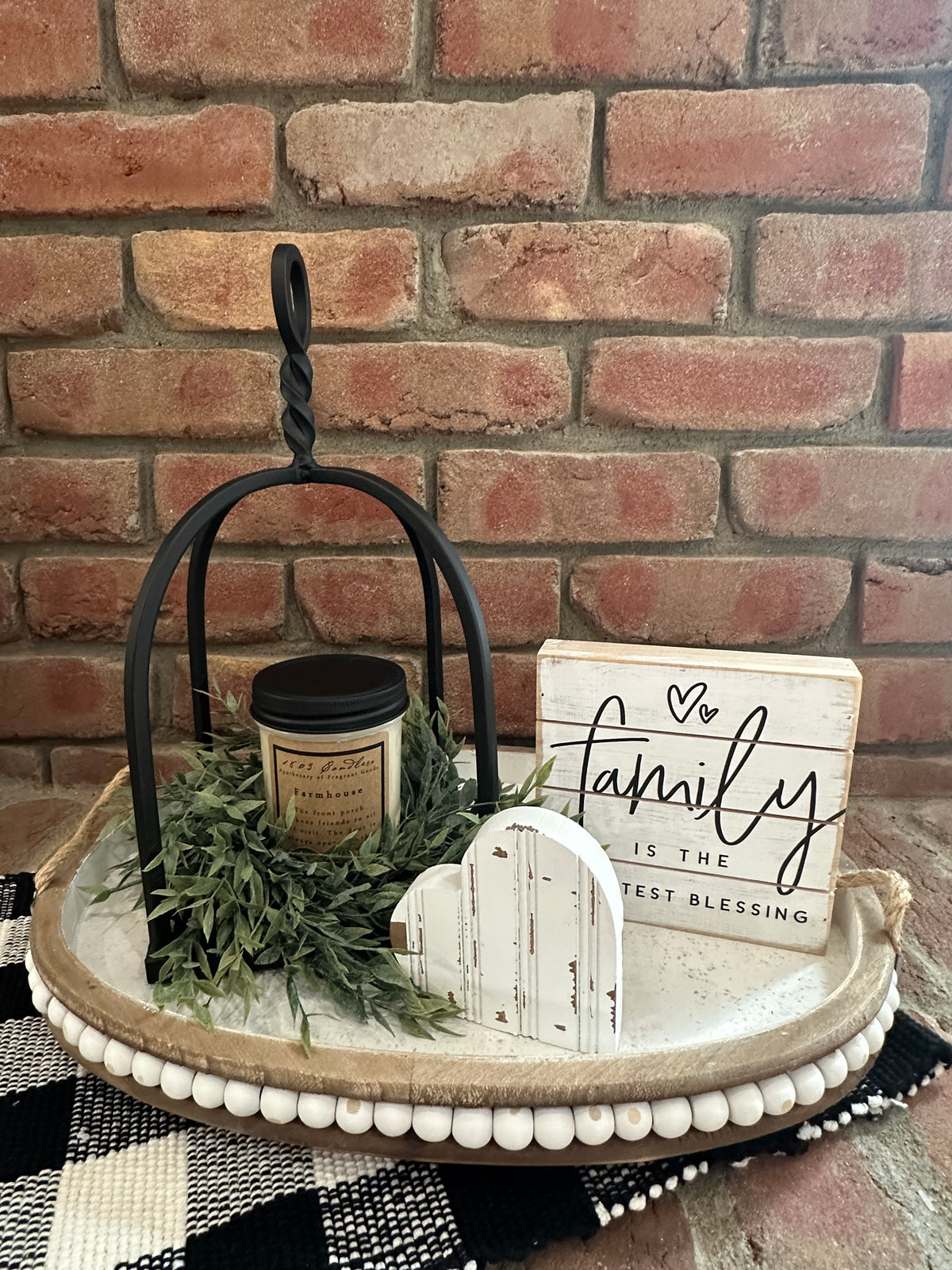 Black Twisted Top Lantern