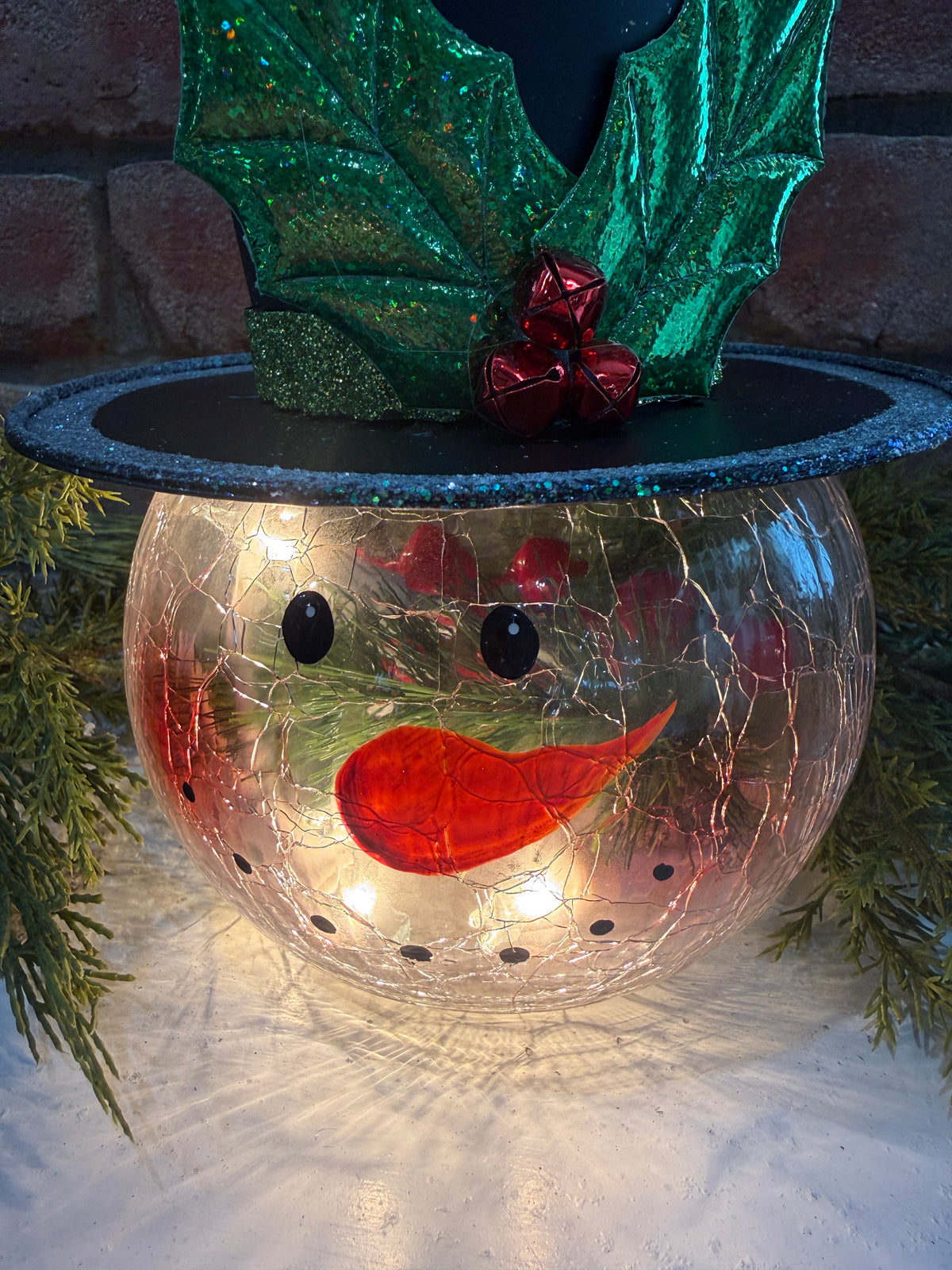 Crackle Glass Snowman Head Light