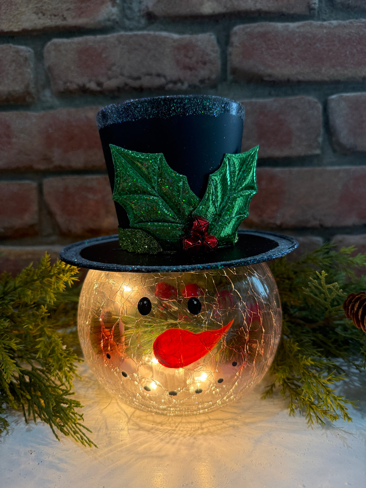 Crackle Glass Snowman Head Light