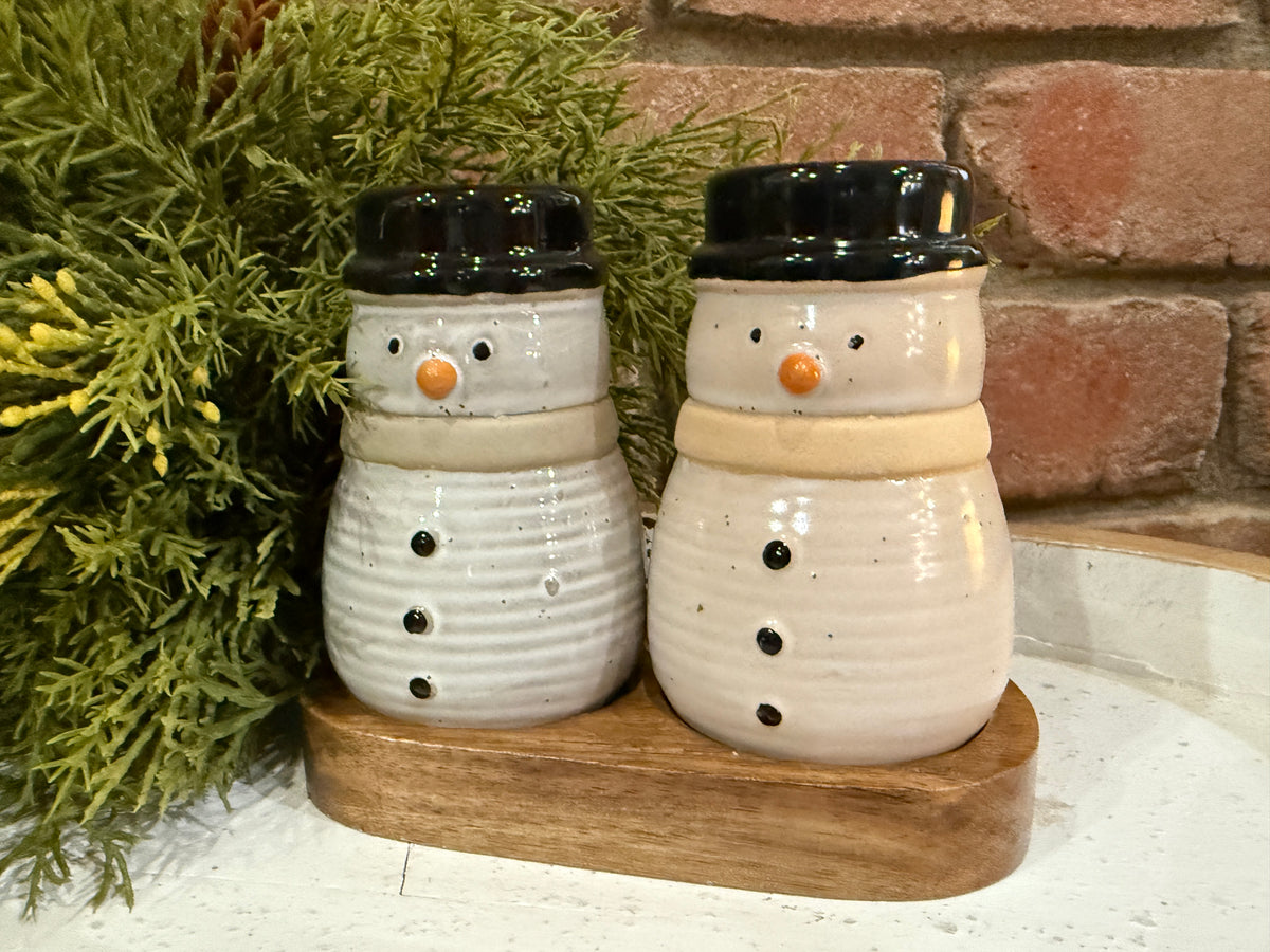 Snowman Salt and Pepper Shakers with Wood Tray