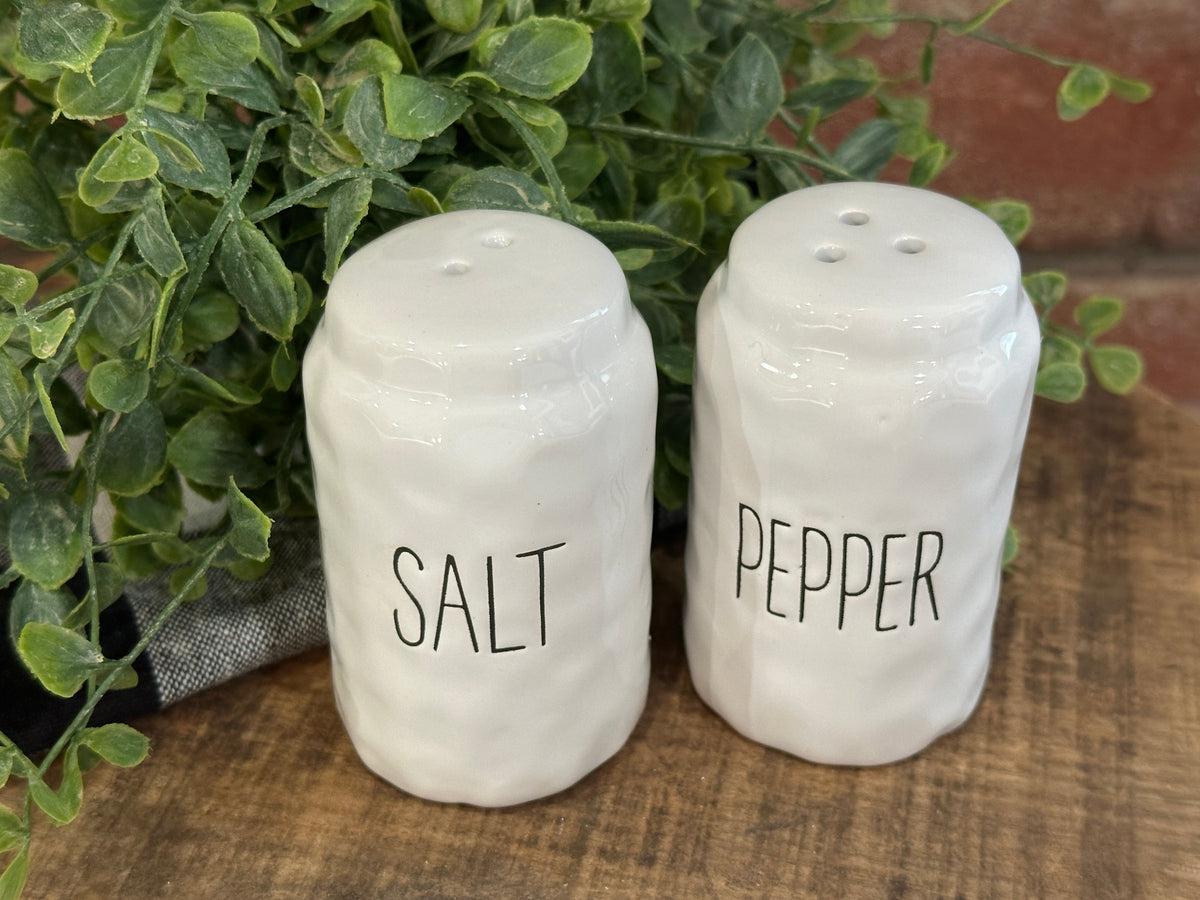 Salt &amp; Pepper Set