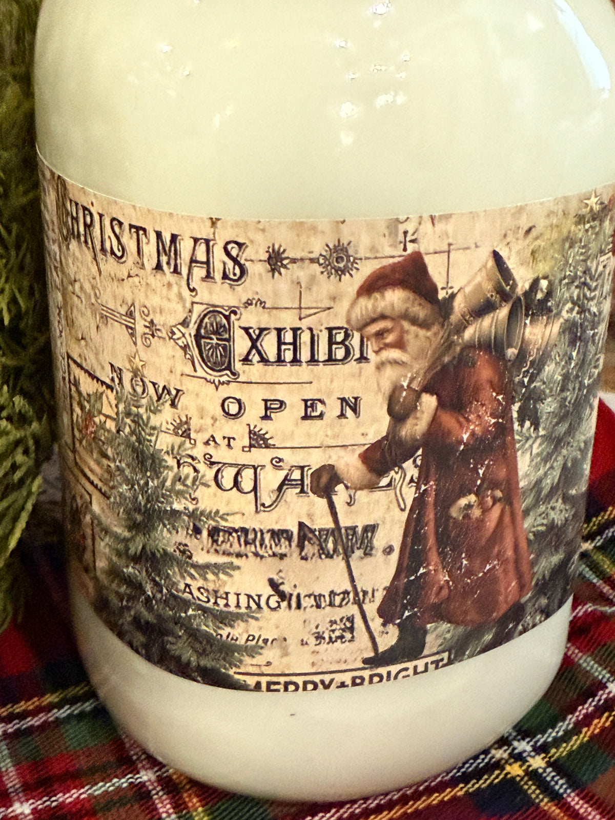 1803 Limited Edition Santa Newsprint Quart Jar Candle