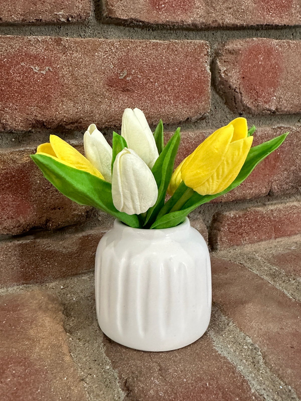 White Scalloped Planter - 3 Styles