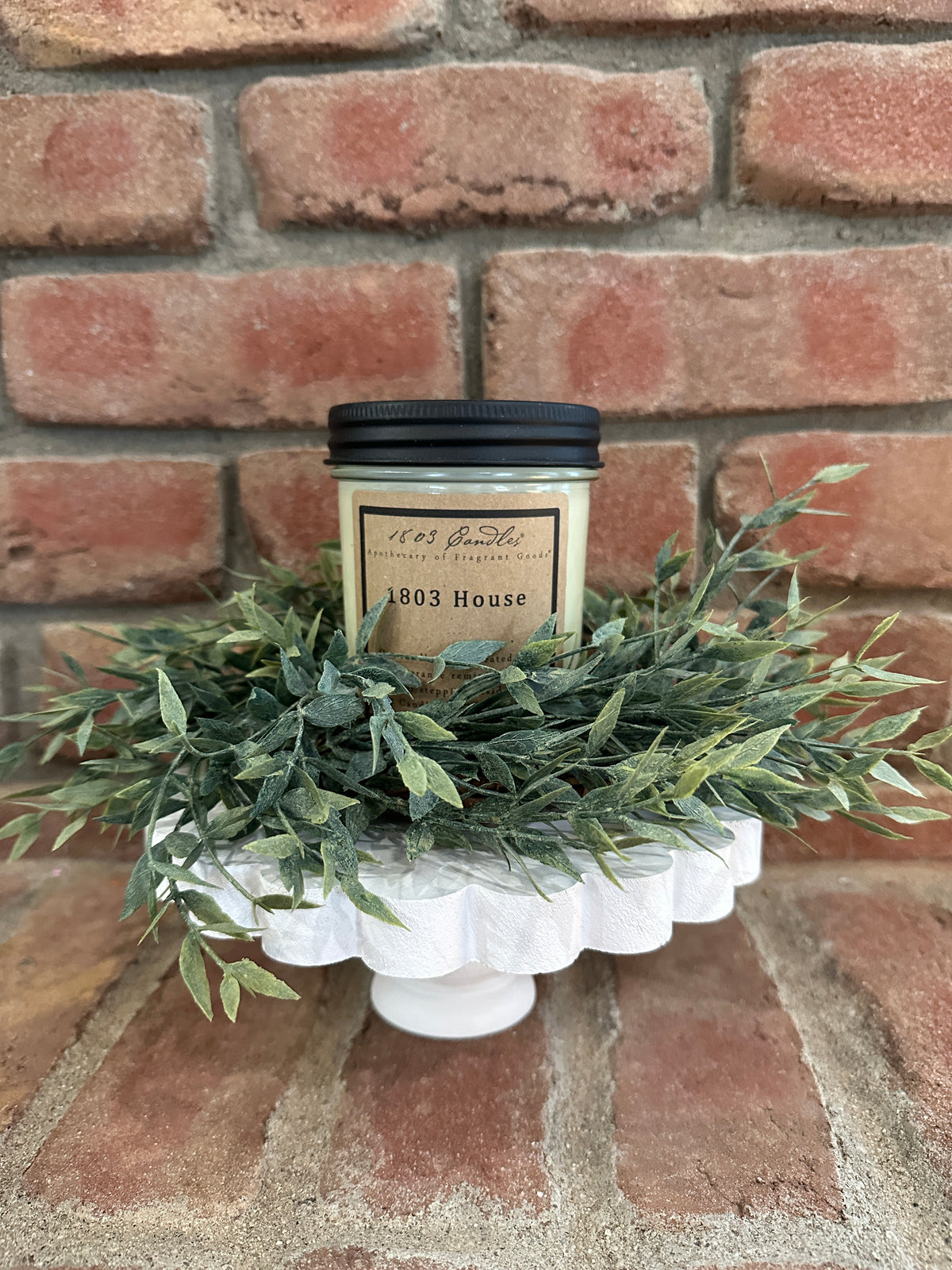 Scalloped Tray Stand - 2 Styles