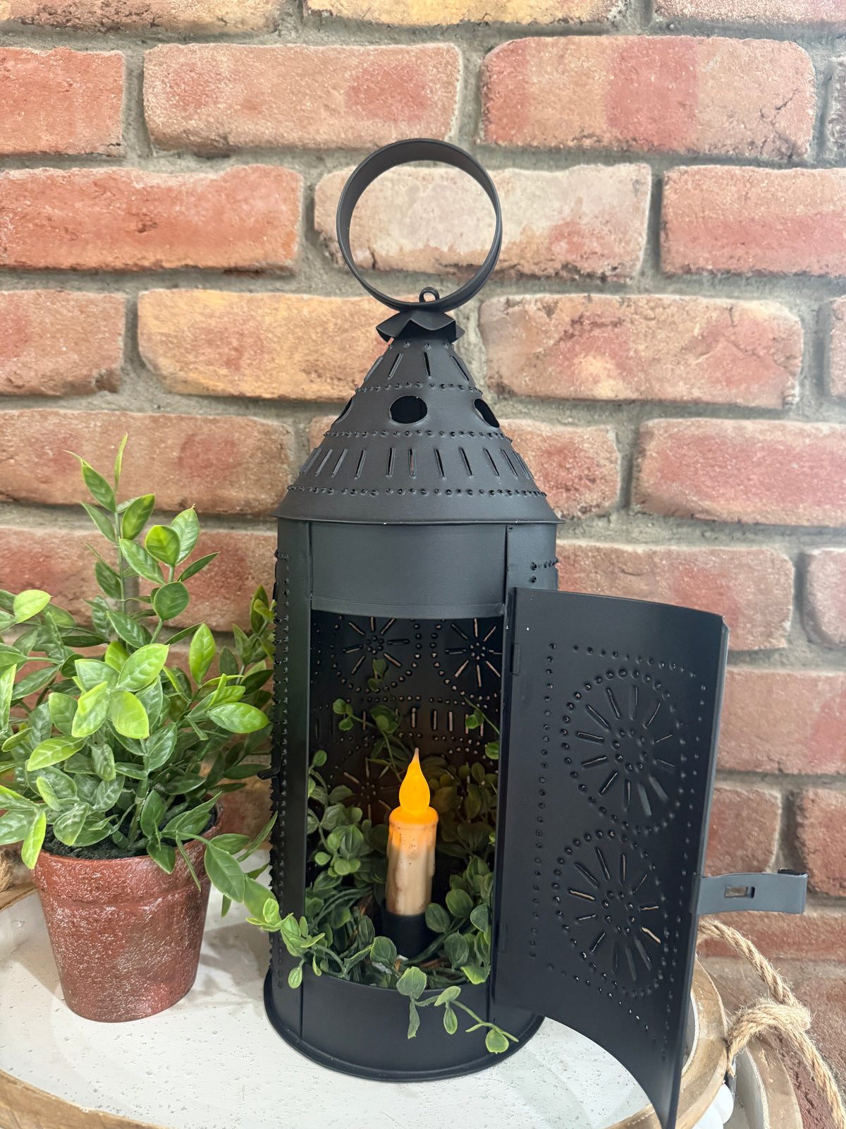 Sturbridge Lantern - Two Styles