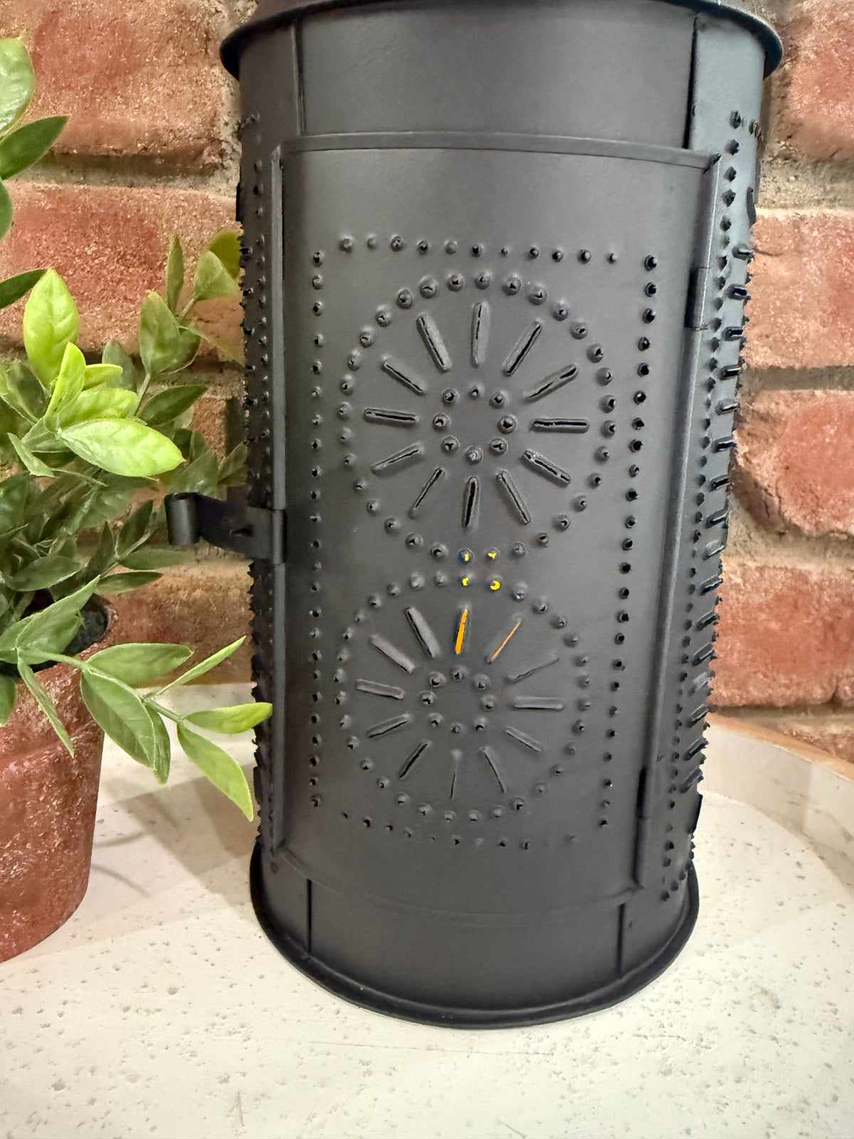 Sturbridge Lantern - Two Styles