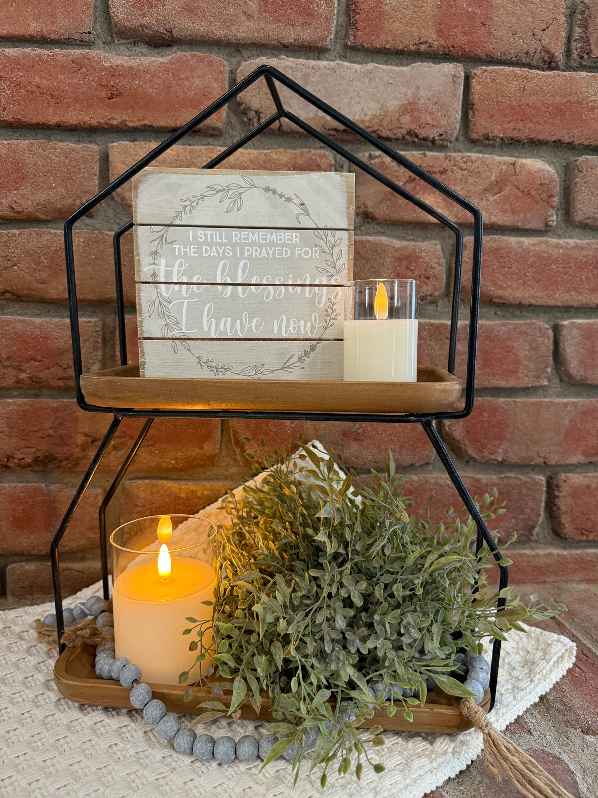 Sullivan Tiered Holder