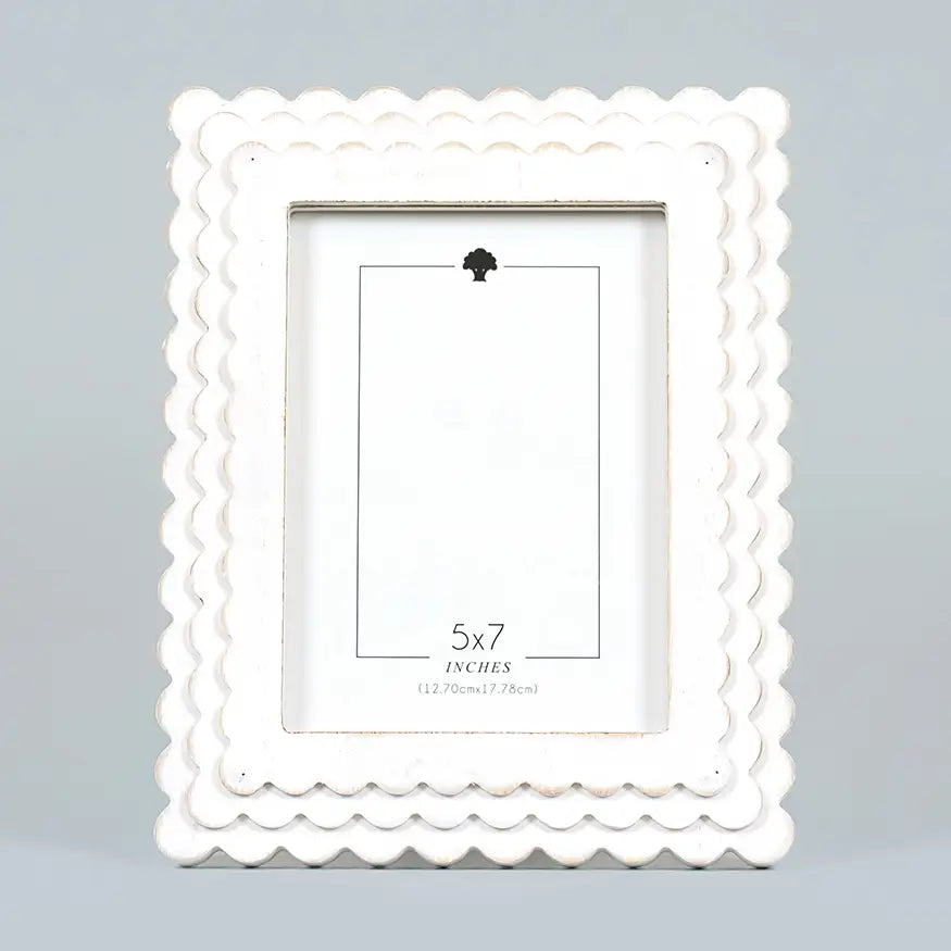 Scallop Photo Frame