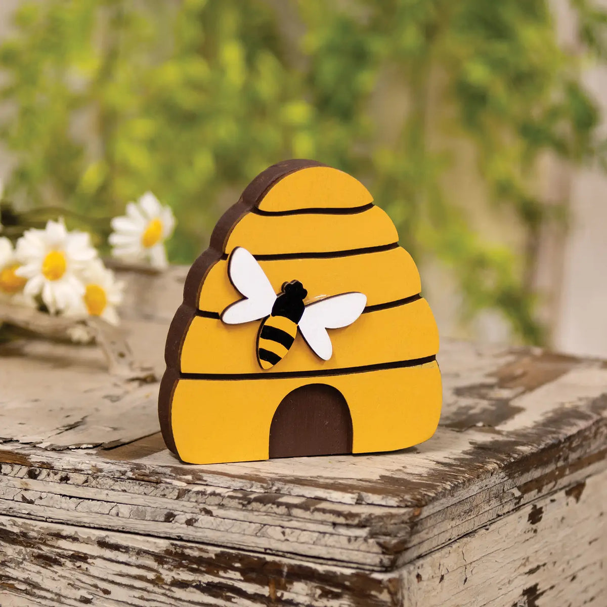 Wood bee and beehive block