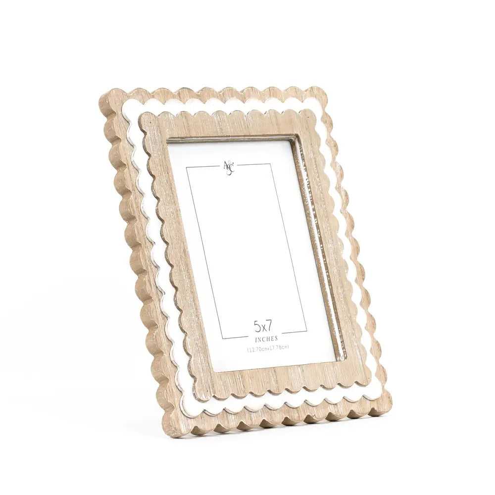 Scallop Photo Frame - Natural/White