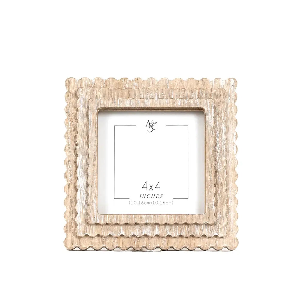 Scallop Photo Frame - Natural