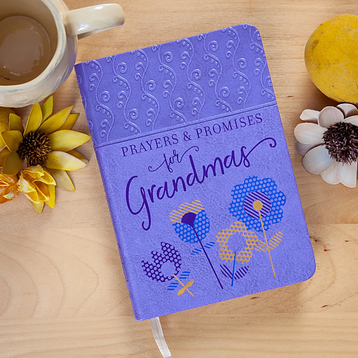 Prayers &amp; Promises for Grandmas