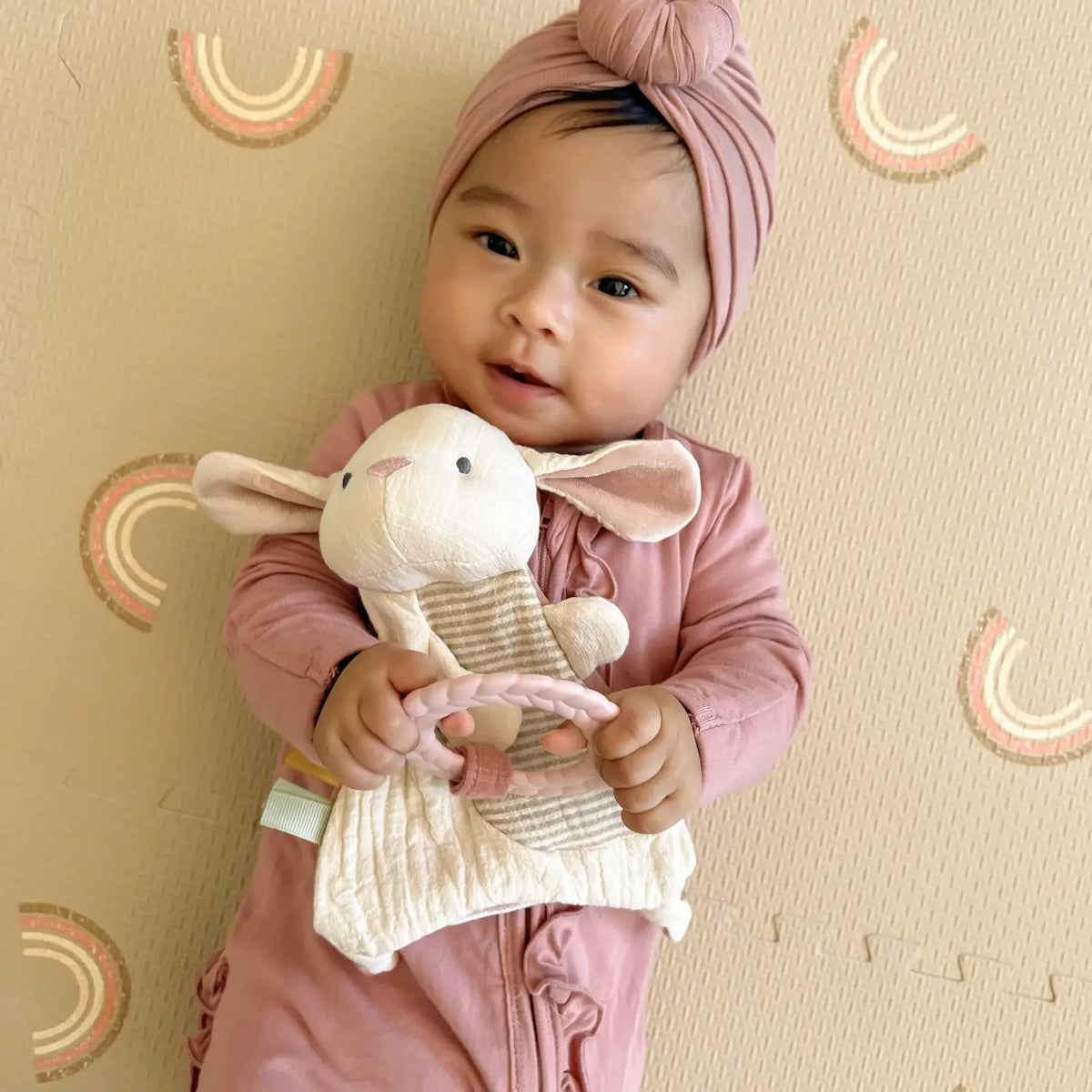 Itzy Bunny Crinkle Toy