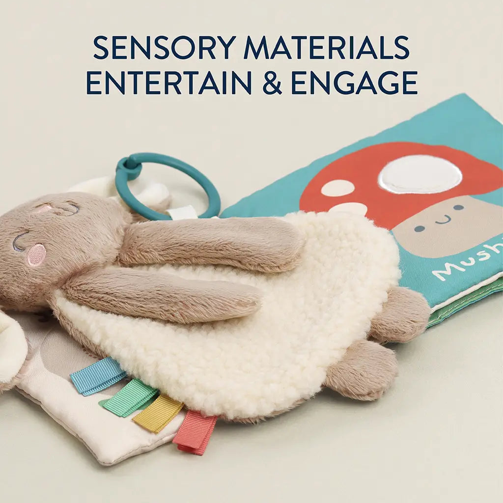 Itzy Learn and Snuggle Gift Set
