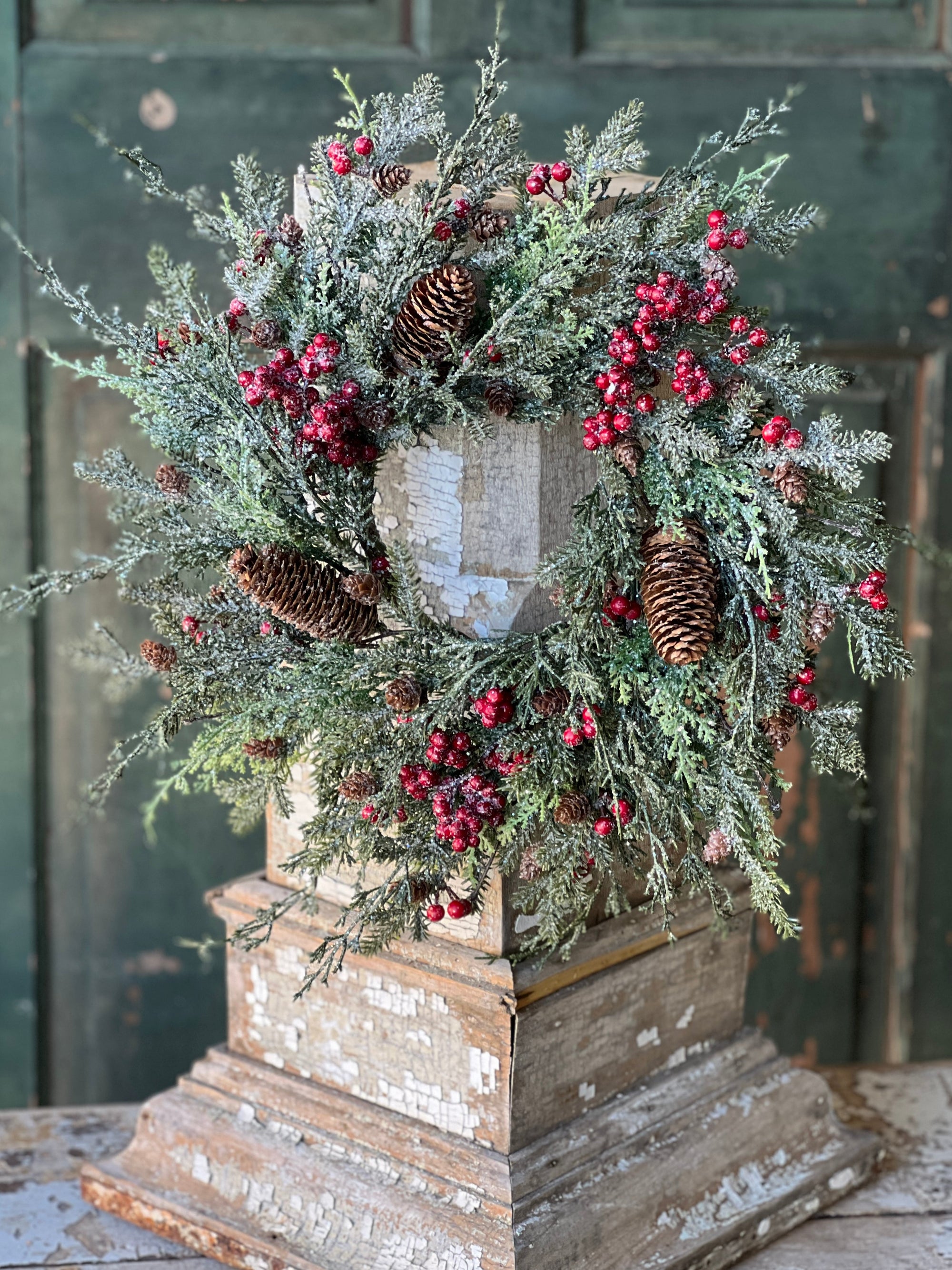 Divinity Berry Cedar Candle Ring