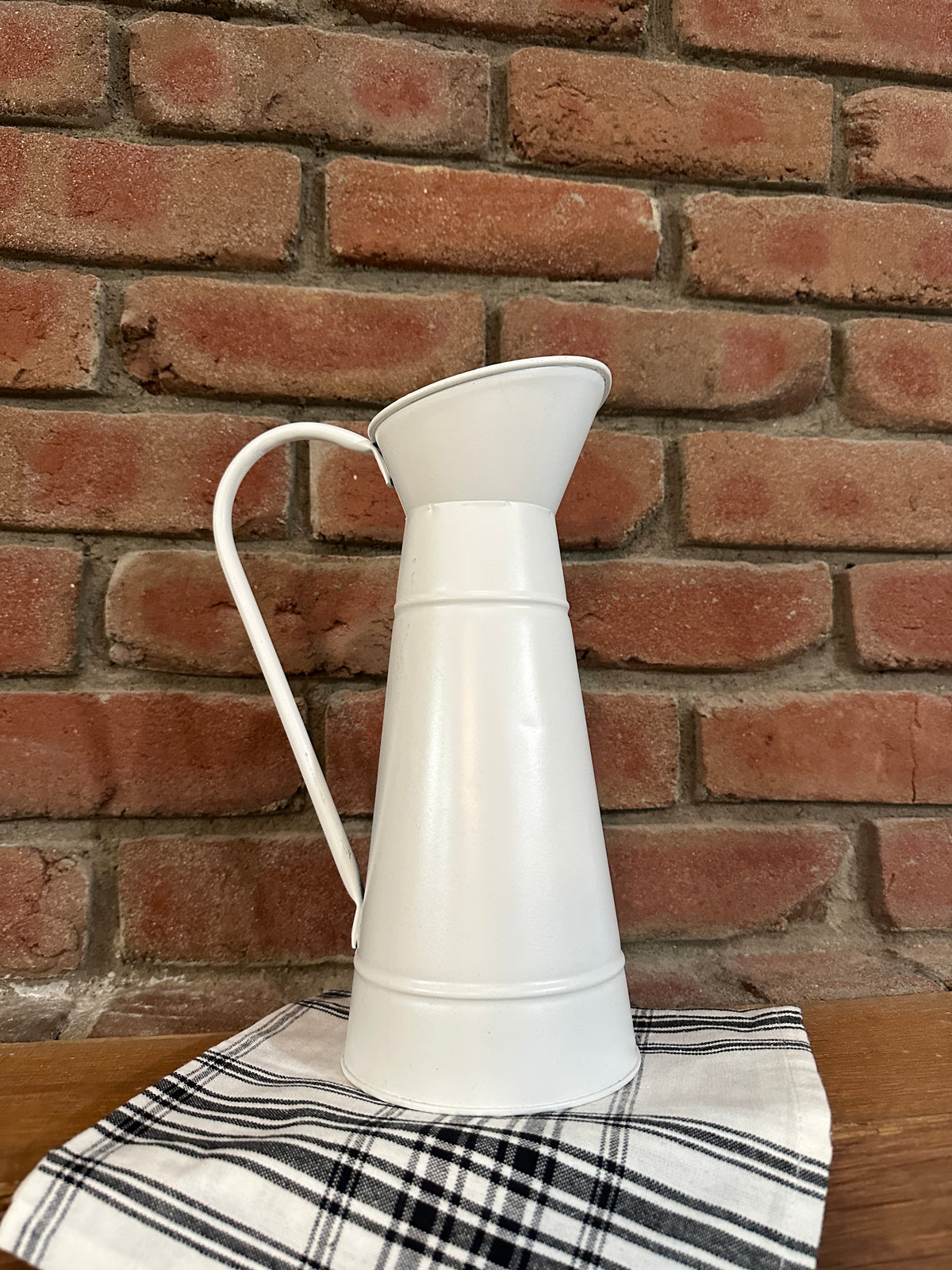 Betty Pitcher - 2 Styles