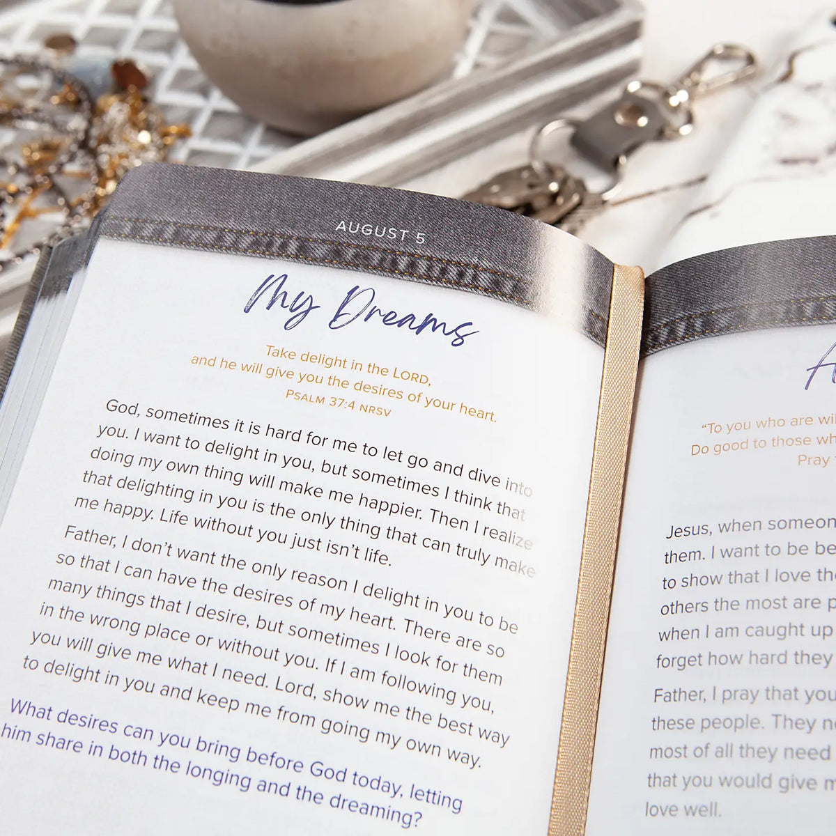 365 Days of Prayer for Teens Devotional