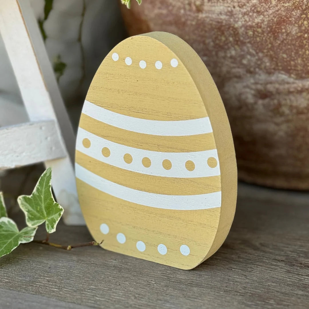Large yellow pattern dot egg