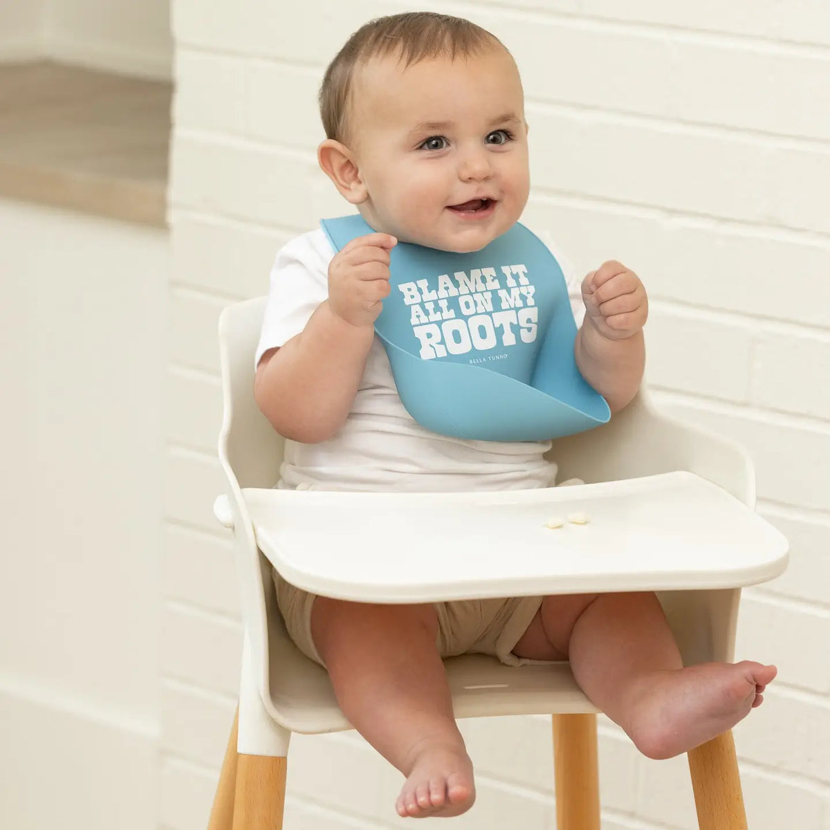 Blame it on my roots wonder bib