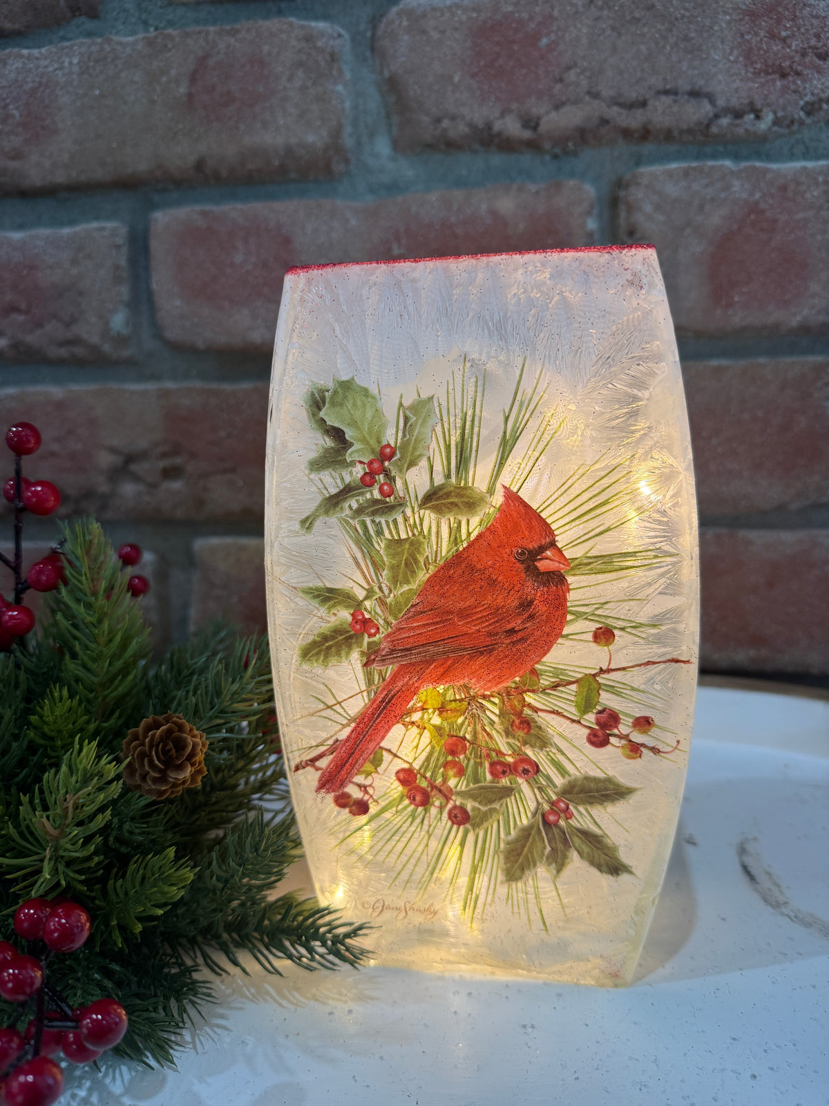 Cardinal on Greenery Light - 2 Styles