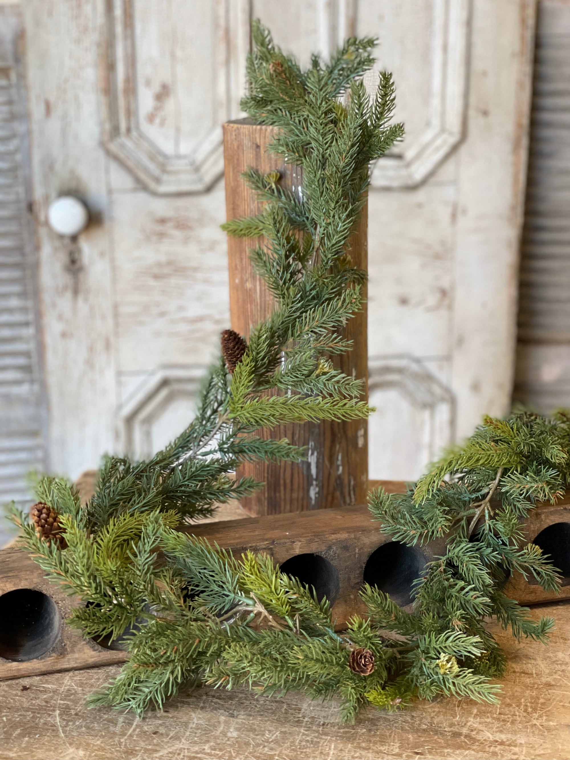 White Spruce with Cones Garland