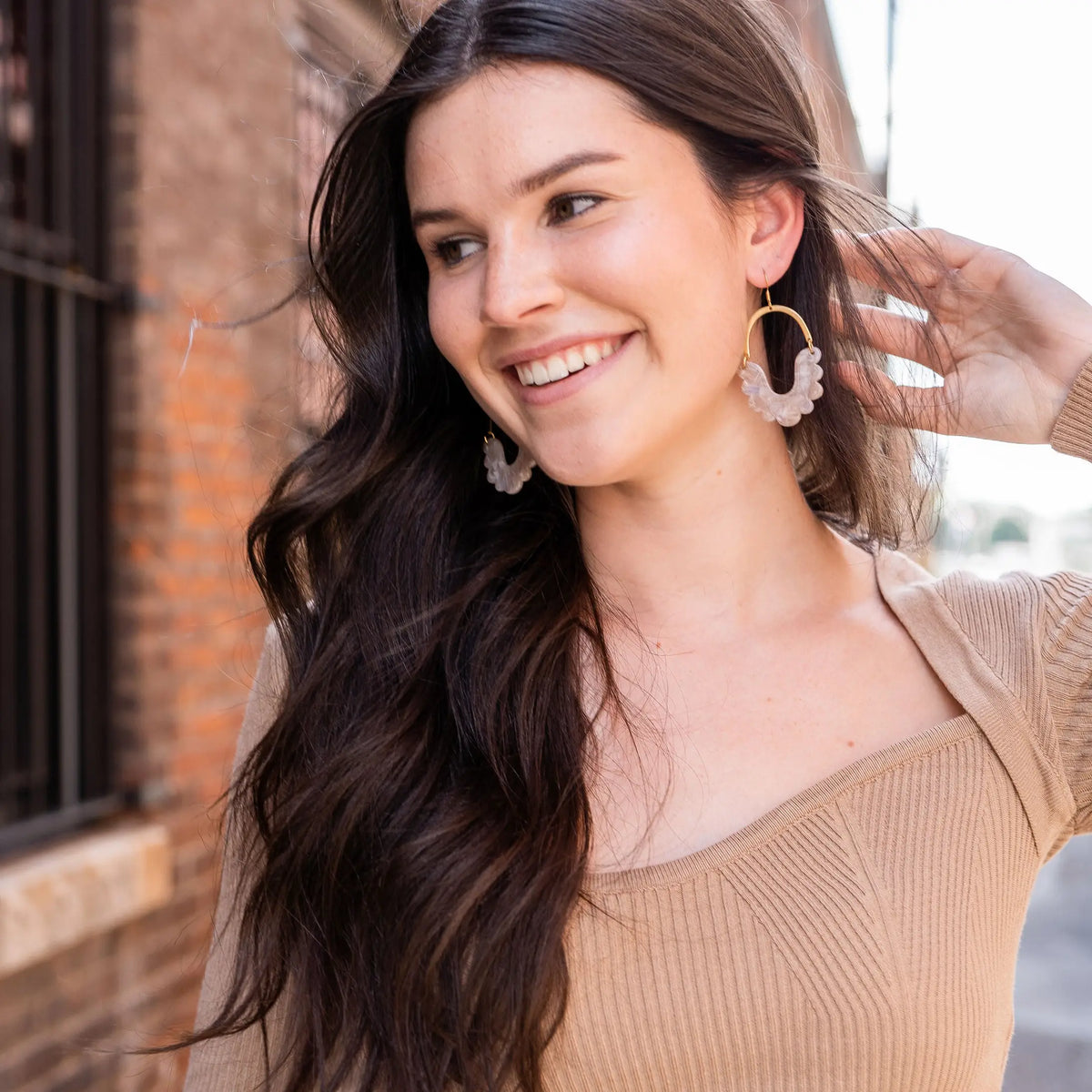 Scarlett Earrings - Taupe