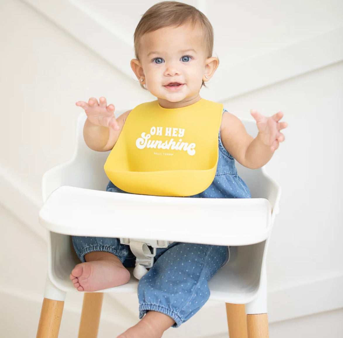 Oh Hey Sunshine Wonder Bib