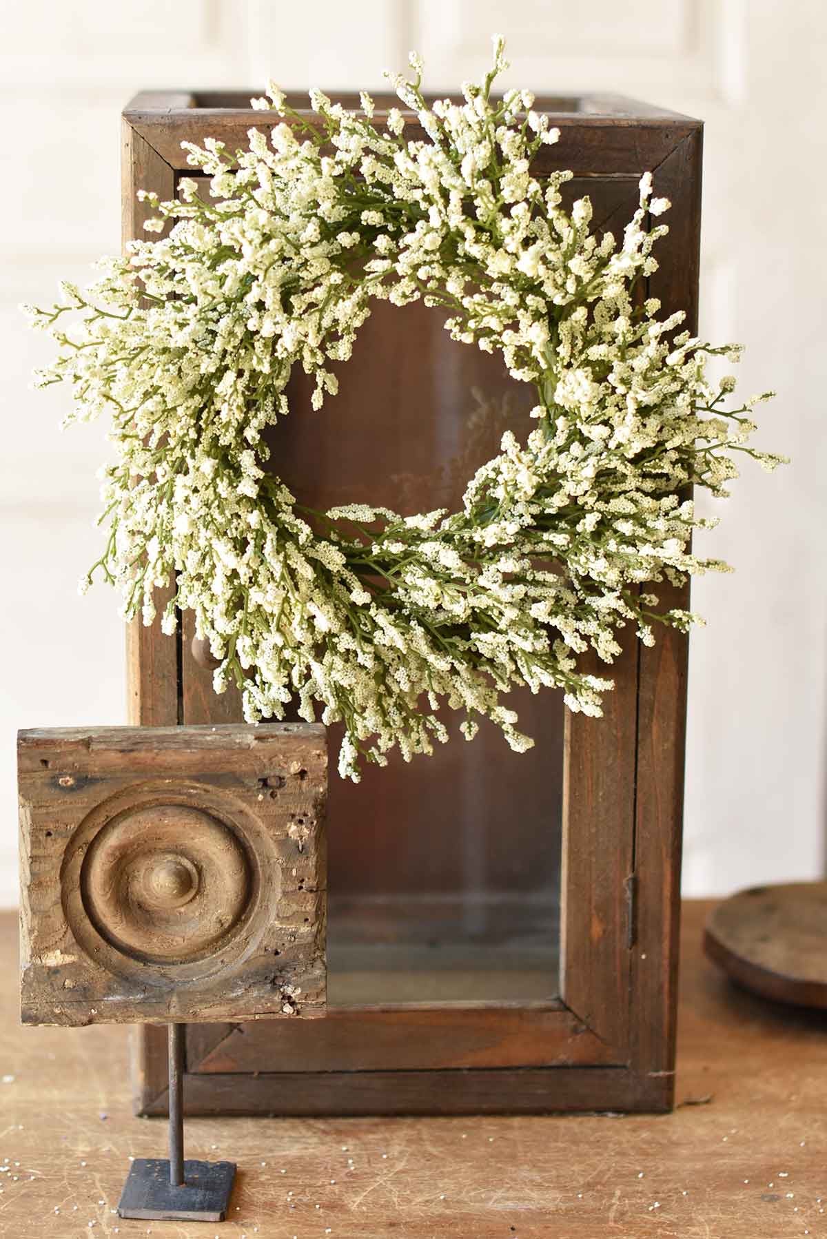 Array Astilbe Candle Ring - Cream