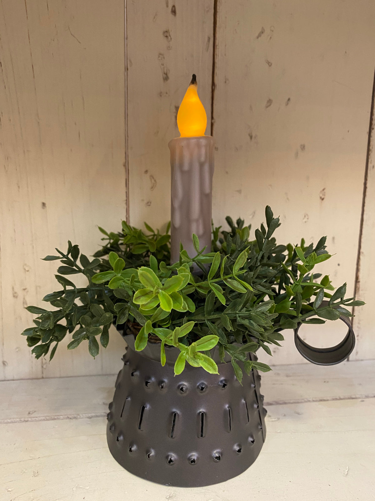 Jefferson Candle Holder