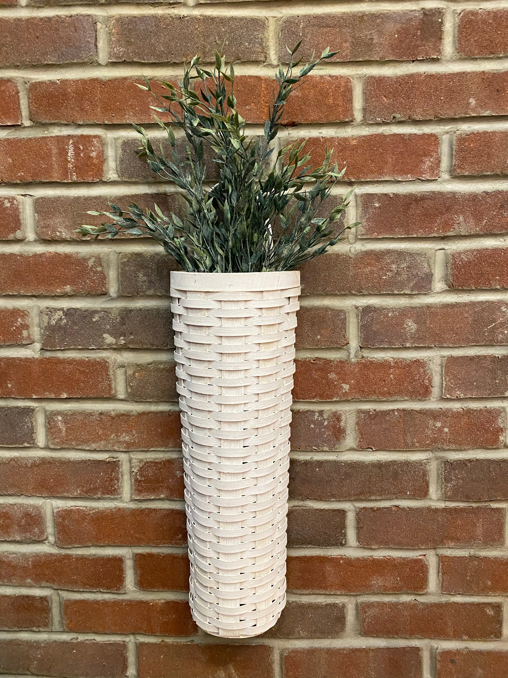 White Wall Basket Arrangement