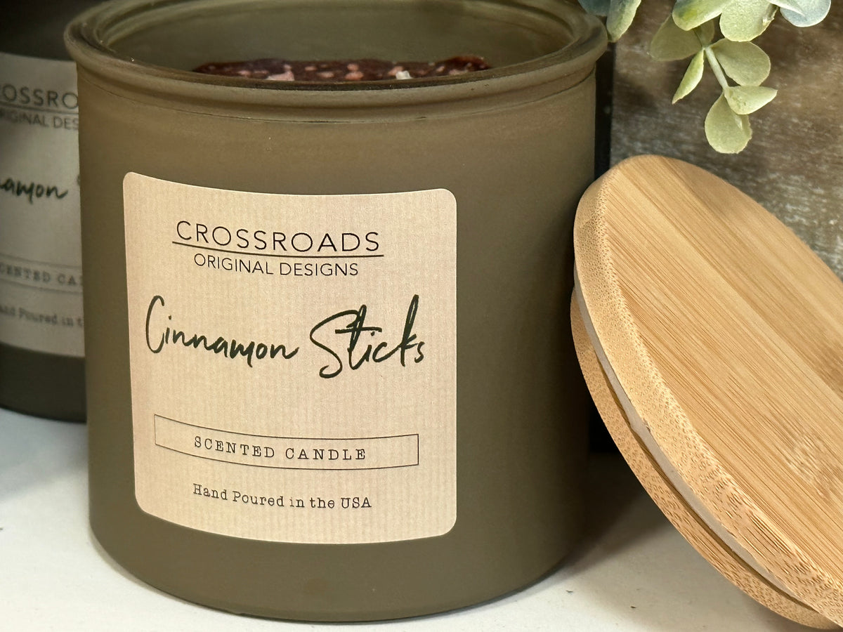 Cinnamon Sticks Colored Glass 14 oz Candle