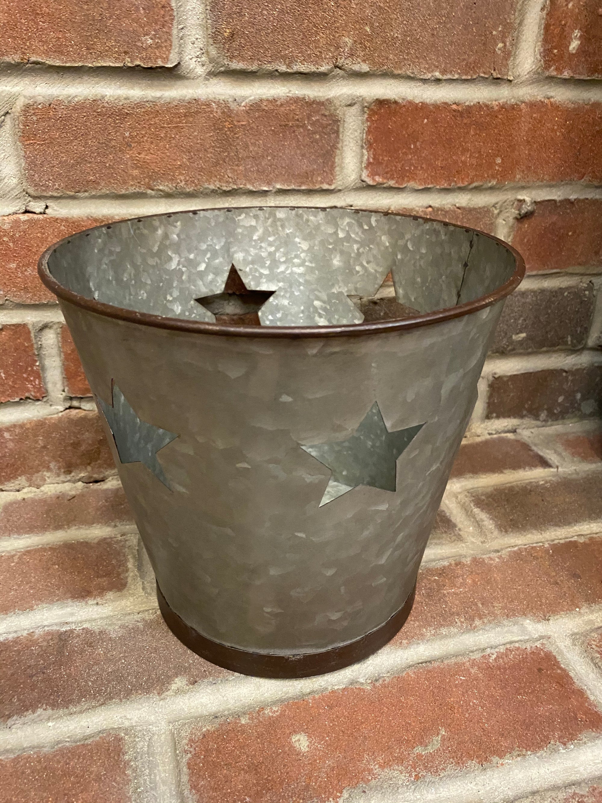 Galvanized Star Cut Out Bucket - Small